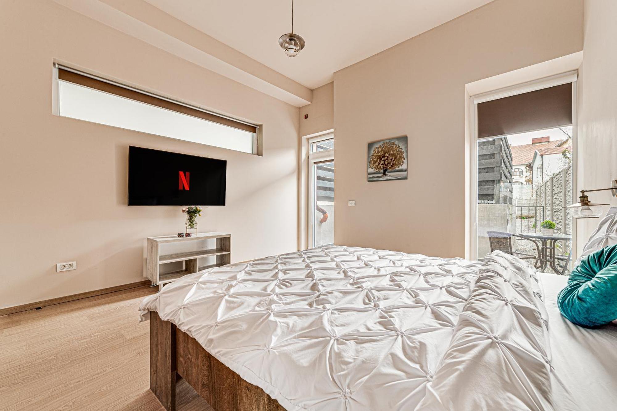 Ari Central Grand Apartments - Luxurious Stay Arad Bagian luar foto